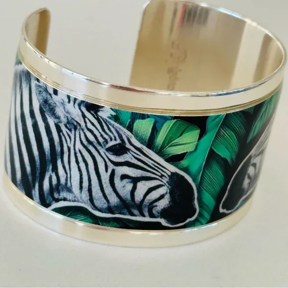 NWT Brighton Pop Appeal Zebra Cuff
Bracelet - Picture 5 of 5